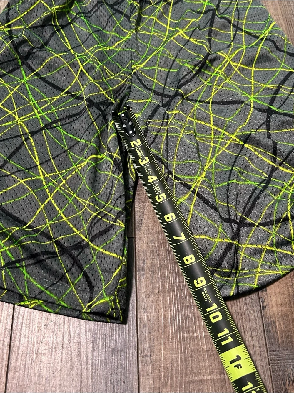 Champion size tag